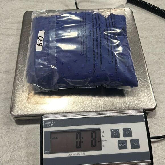 Andree By Unit Women’s Purple Swiss Dot Key Hole Ruffle Top Plus Size 2X - Picture 14 of 14